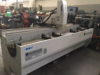Centro di lavoro FOM Mod ARES 30