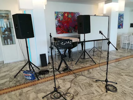 Effetti Luce Professionali per Eventi, Feste Private e Ce - Foto 5