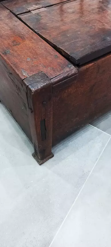 Antica cassapanca in legno - Foto 3