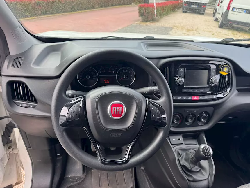 Foto 8Fiat Modello Doblò 1.3MJT 95 CV E6D-T 2021 no IVA Km 125000 Euro 6