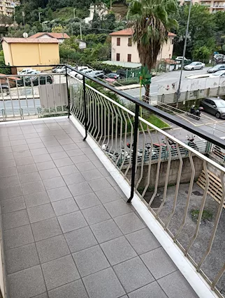 Trilocale con balcone comodo ai servizi