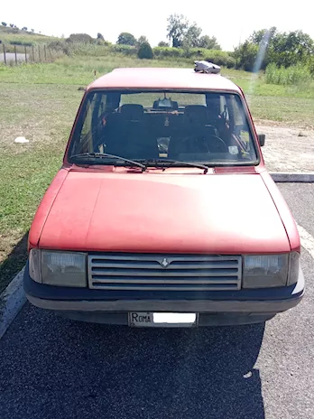 Innocenti Small 500 LS rossa del 1991