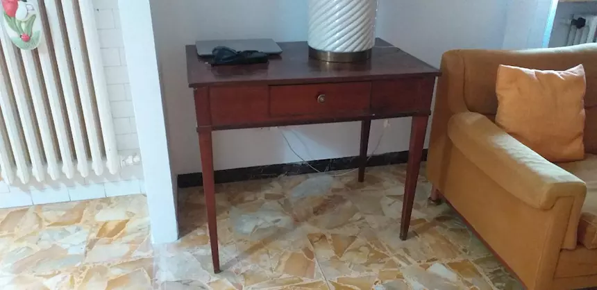 Scrivania antica inizio '900, in legno