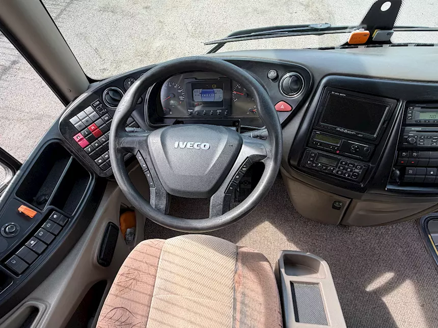 Foto 9Magelys km 445.000 Marca Iveco Anno 2015 Euro 6, cambio automatico