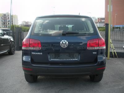 Touareg 2.5 TDI R5 Anno 2005 Km 168000 Fuoristrada/SUV - Foto 5