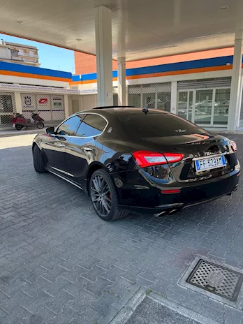 MASERATI GHIBLI 3.0 275 CV Anno 2017 Km 200000 Diesel - Anteprima 5