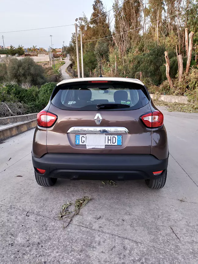 Renault Captur 1500 CV90 Anno 2015 Km 77457 Monovolume, cambio automatico - Foto 3