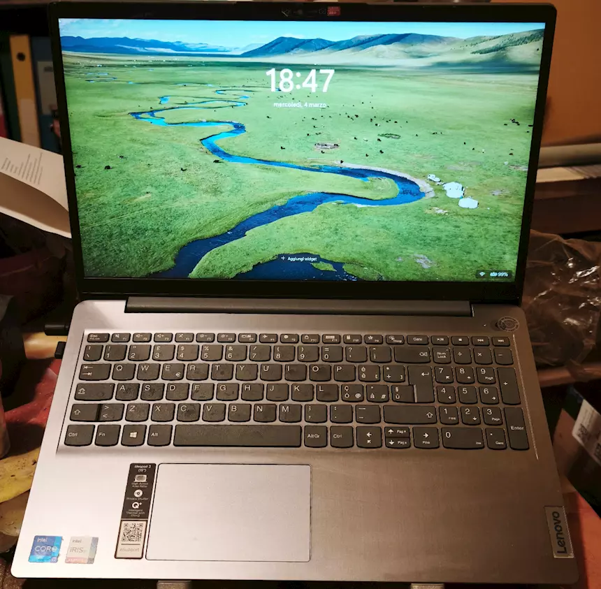 Foto 3PC portatile Marca Lenovo IdeaPad 3