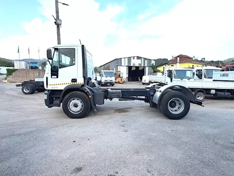 Camion Iveco Eurocargo 180e24 k telaio