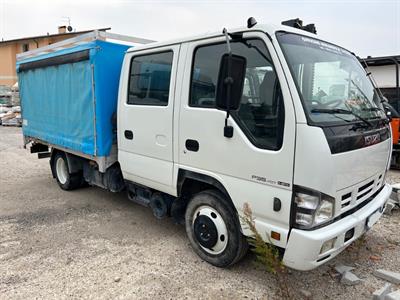 Isuzu P35.Y07 Doppia Cabina cassone Fisso