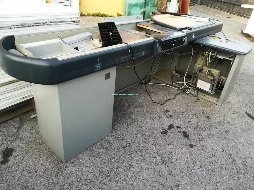 Foto 5Banco Cassa Scivolo Monovasca 8216, marca Cefla, in buone condizioni