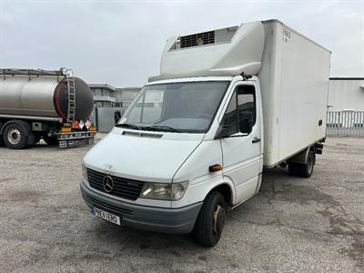 MERCEDES 412 D FRIGO FRIGORIFERO