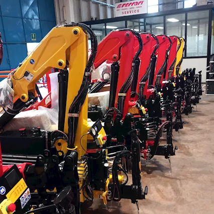 Gru per autocarri patente B. Daily Ford Nissan Isuzu Opel, pronta consegna - Foto 2