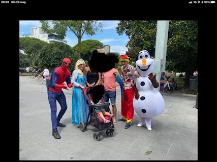 Coppie giovani o ragazzi e ragazze