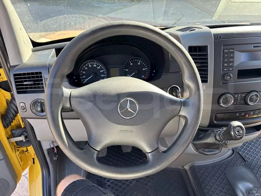 Foto 9Mercedes-Benz Sprinter, 2015, 8 posti, Euro 5, km 280.763, cambio: manuale