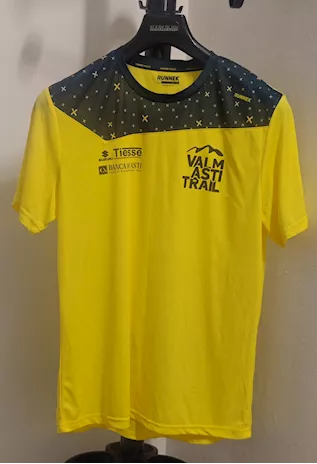 T-shirt Runnek, da runner, taglia L, nuova mai usata