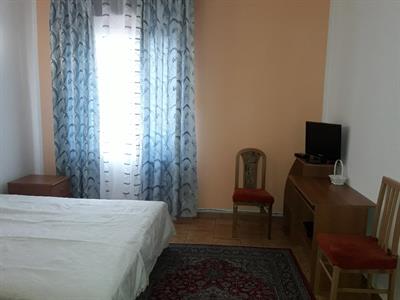 Borgo Roma - Stanza per 1 signora/ragazza