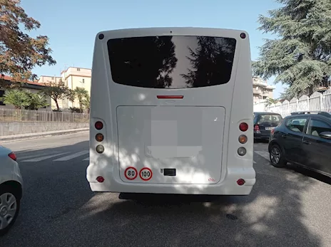 BELUGA Mercedes.27 posti - Euro 4 Anno 2007 Km 650000 - Anteprima 12