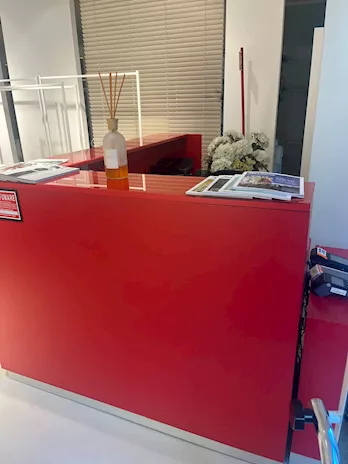 Reception per ufficio o showroom