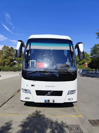 Volvo Genesis B12B