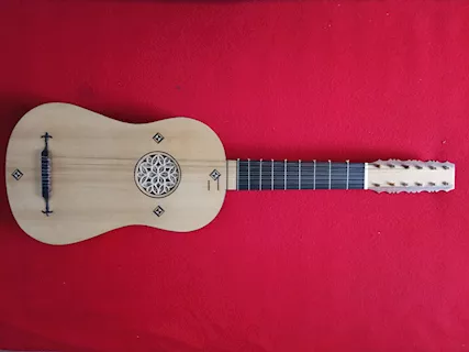 Chitarra classica, chitarra barocca e vihuela
