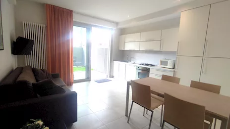 Estivo 4 Posti con Giardino Riccione Abissinia