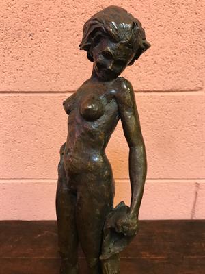 Statuetta scultura in bronzo del 900 donna figura femminile - Anteprima 6