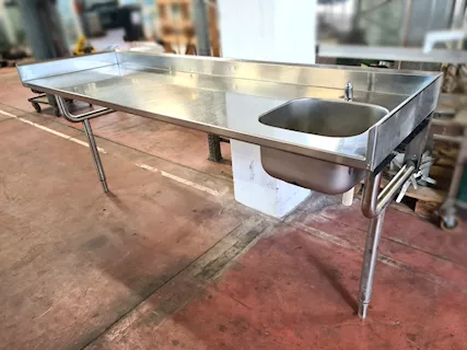 Piano da lavoro inox con lavandino usato