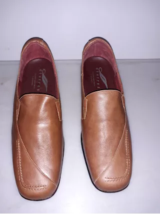 Stock scarpe, mai usate - Foto 2