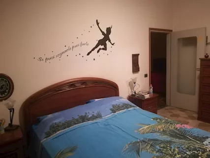 1200 Euro + utenze + 150 Euro - spese condomin - 3 Locali arredato