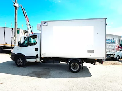 Camion iceco Daily 35c17 cella frigo -20