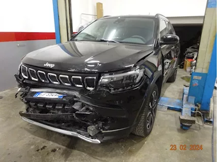 Jeep Compas 2021 Sinistrata poco