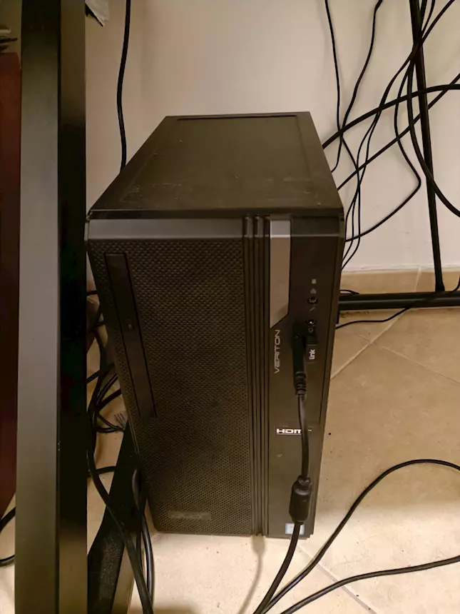 PC fisso pari al nuovo completo di stampante fax