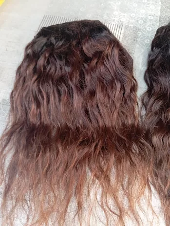Vendo capelli, colore biondo miele - Anteprima 3