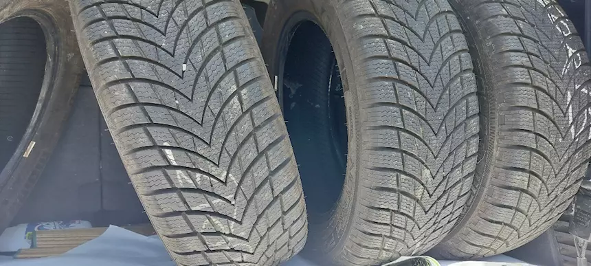 Ruote invernali 195/60/R15, prezzo trattabile