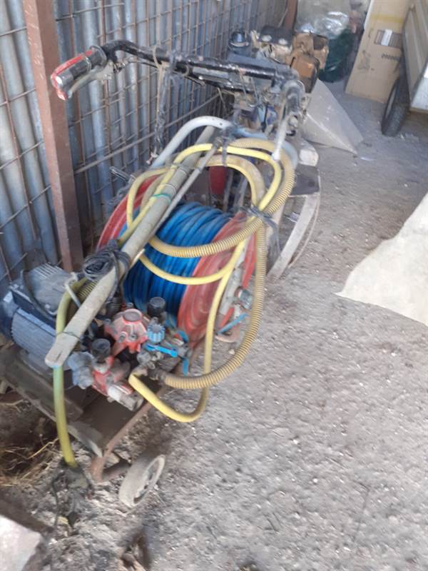 Foto 8Pompa a motore usato per alberi d ulivo e frutta