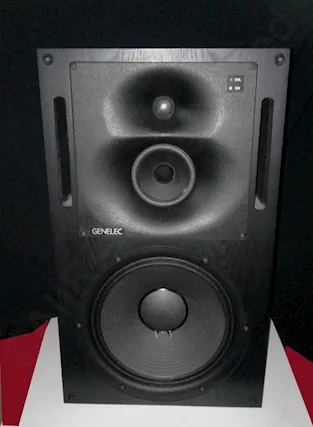 Genelec 1037 Professional World Standard Active Monitors, in ottime condizioni - Foto 2