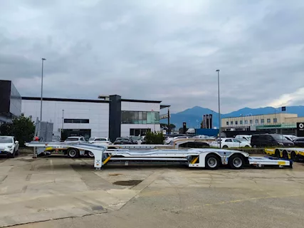 Semirimorchio trasporto veicoli, modello BULL, colore BIANCO, pronta consegna - Foto 2