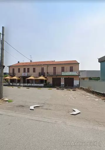 Grande Attività Commerciale con Abitazione su Provinciale - Anteprima 1