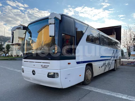 Mercedes-Benz 0 350