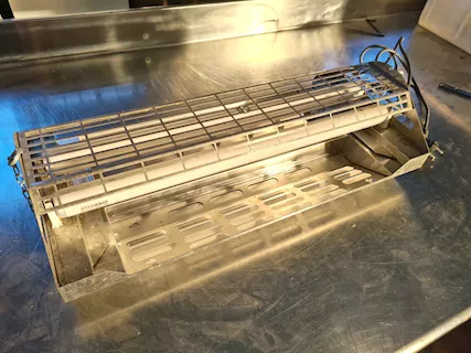 Trappola adesiva per insetti usata