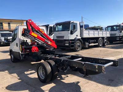 Iveco Daily 65.C17 con gru e ribaltabile Anno 2016 Km 0, a telaio - Foto 3