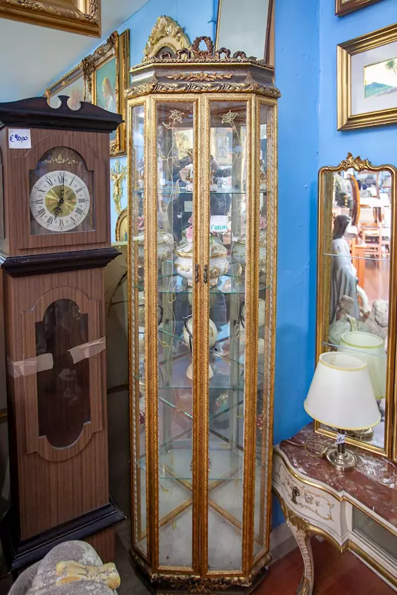 Vetrinetta ad Angolo in Stile Classico - 25071