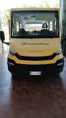 Scuolabus Iveco Mobi 51 posti