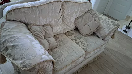 Divano 2 posti Damascato misure 180x105, come nuovo - Anteprima 1