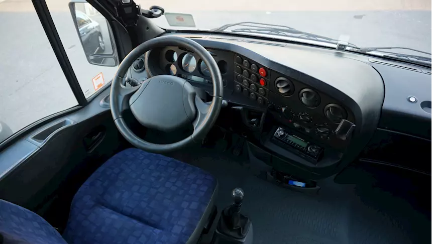 Foto 7Iveco Daily 19 posti Anno 2005 Km 475000 Euro 3