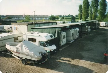 Rimessaggio Camper Roulotte Nautica - Foto 4