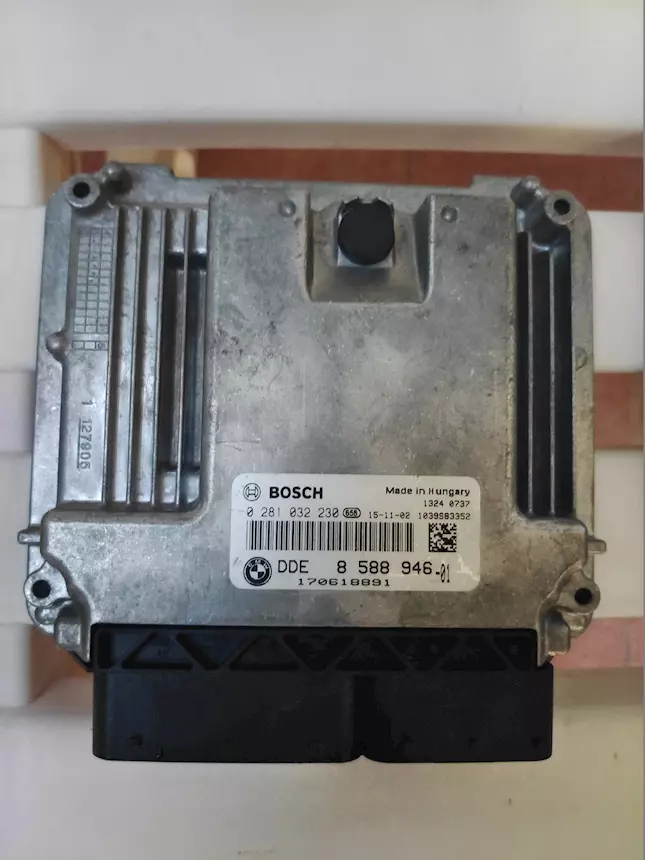 Centralina BMW X3 F25 EDC17C50 N47