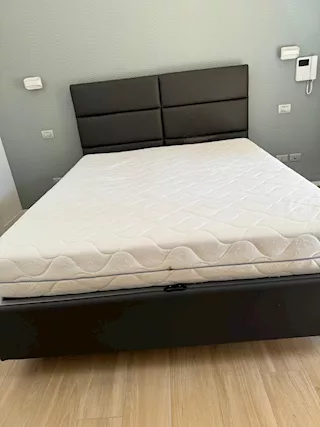 Letto matrimoniale a contenitore, in ottime condizioni - Foto 4