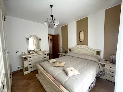 Camera da letto completa armadio 6